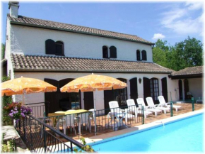 Villa de 5 chambres avec piscine privee jardin et wifi a Chauzon a 3 km de la plage